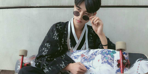 AH KANG - ALLIER SKATEBOARD ET HANFU