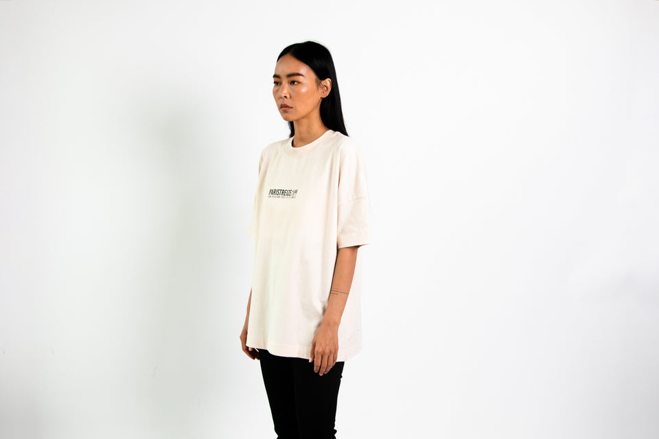 tee shirt oversize femme white de profil - PARISTREIZELAB