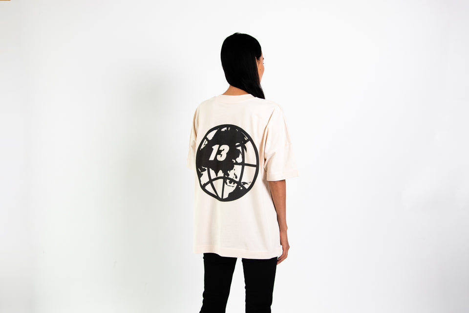 tee shirt oversize femme logo Paristreizelab de dos